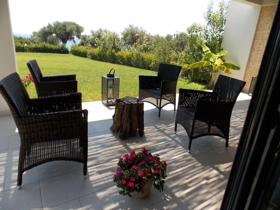 Seaside Villa In Chalkidiki Possidi