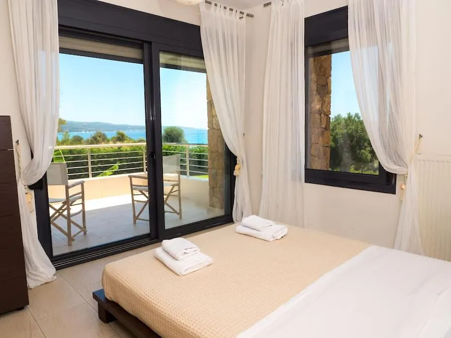 Seaside Villa In Chalkidiki Possidi