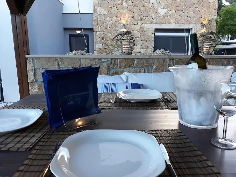 Seaside Villa In Chalkidiki Possidi