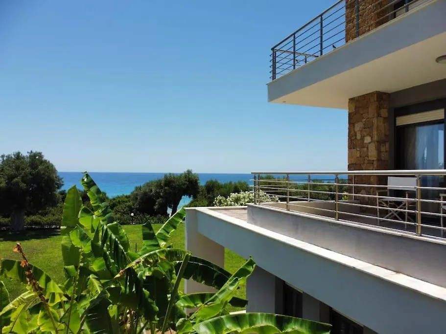 Seaside Villa In Chalkidiki Possidi