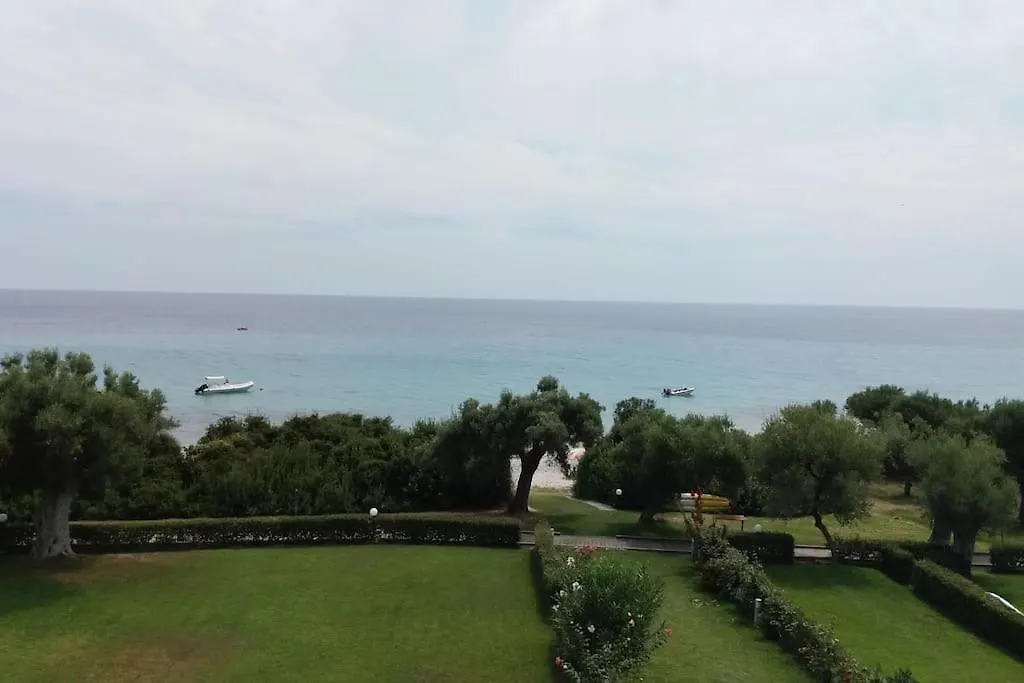 Seaside Villa In Chalkidiki Possidi